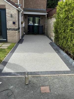 resin driveways Leeds